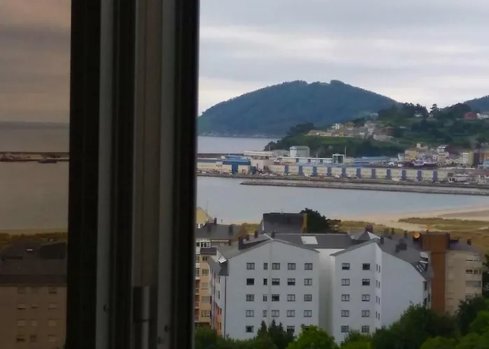 Piso Con Excelentes Vistas アパート ビベイロ